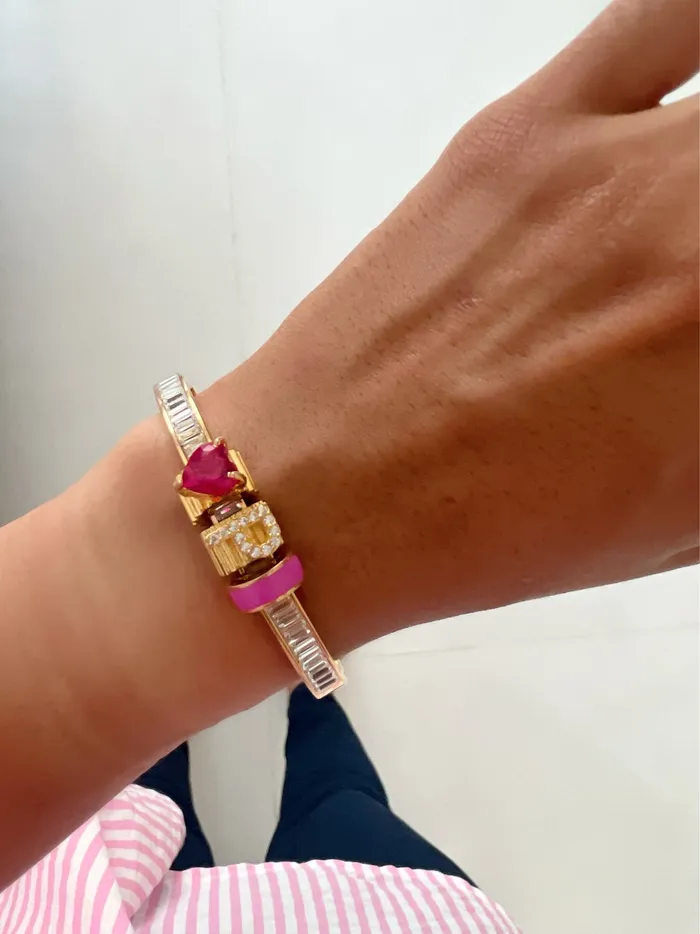 Bracelets PRERTO ECOMMERCE PRIVATE LIMITED Memories Iniziale Heart Strawberry Charm Bracelet Bracelets PRERTO ECOMMERCE PRIVATE LIMITED Memories Iniziale Heart Strawberry Charm Bracelet