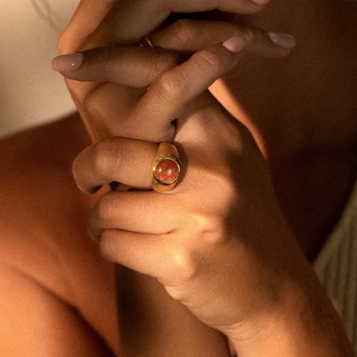 Radiance Ring sunstone I Z A J E W E L R Y Rings